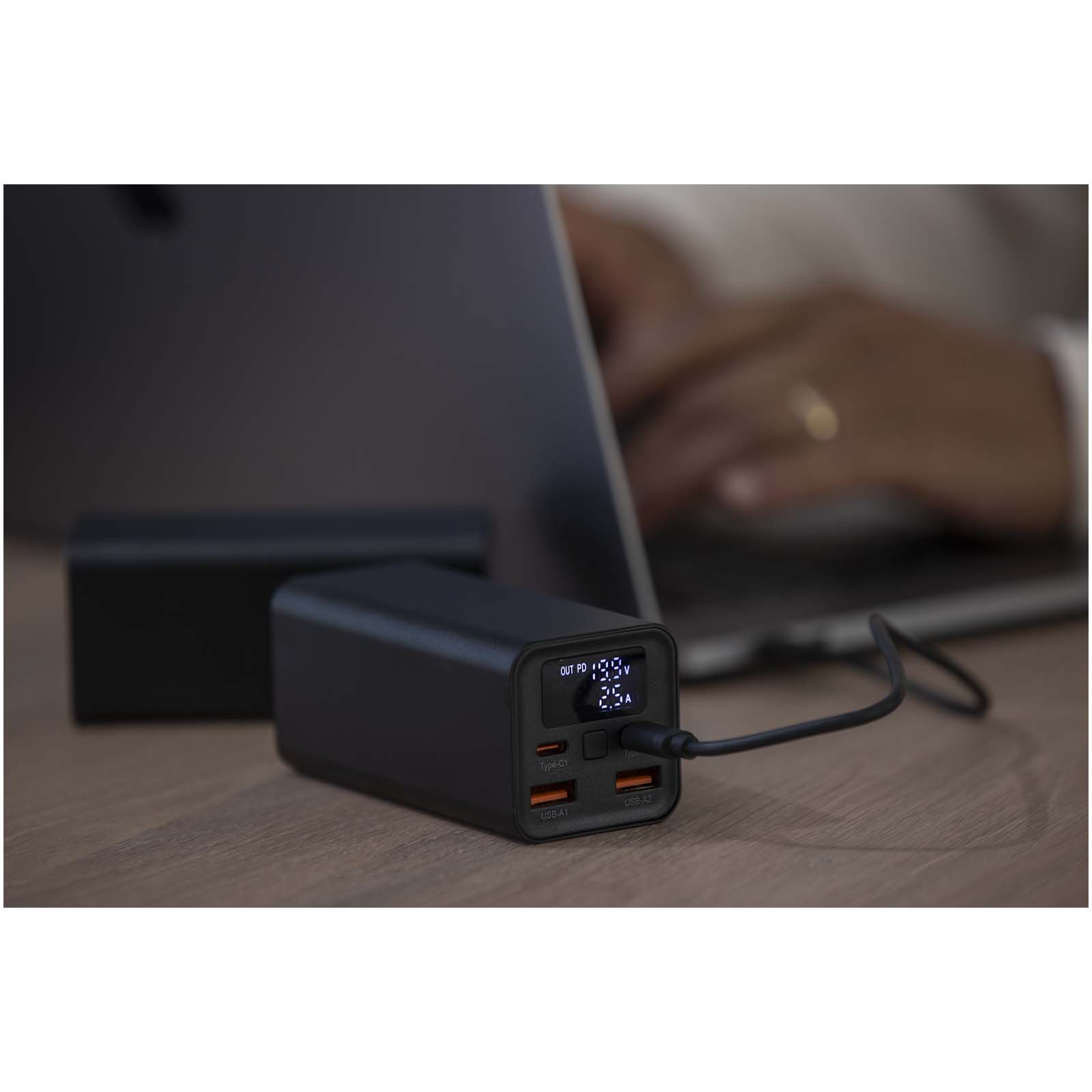 Acamar 70 W 20.000 mAh Laptop Powerbank aus recyceltem Aluminium